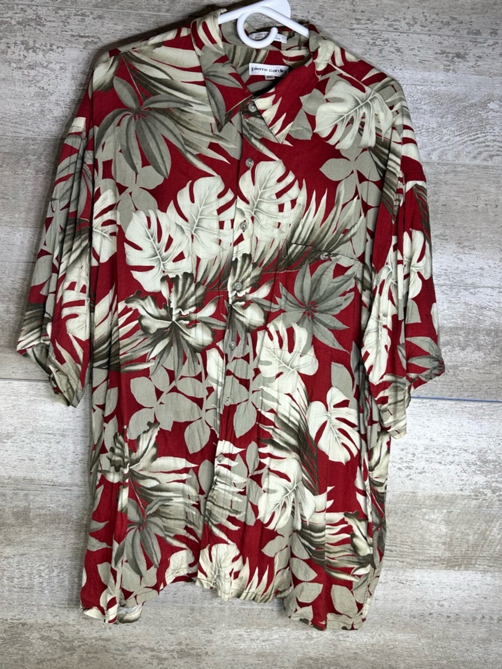 Vintage Pierre Cardin Hawaiian Shirt Mens XXL Red Floral Tropical Aloha Rayon
